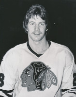 Doug Hicks with the Chicago Black Hawks in 1977.